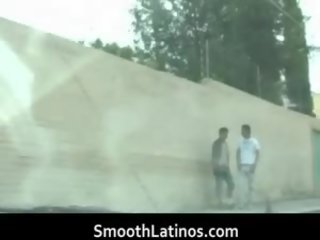 في سن المراهقة لوطي اللاتينيين سخيف و مص مثلي الجنس بالغ فيديو 8 بواسطة smoothlatinos